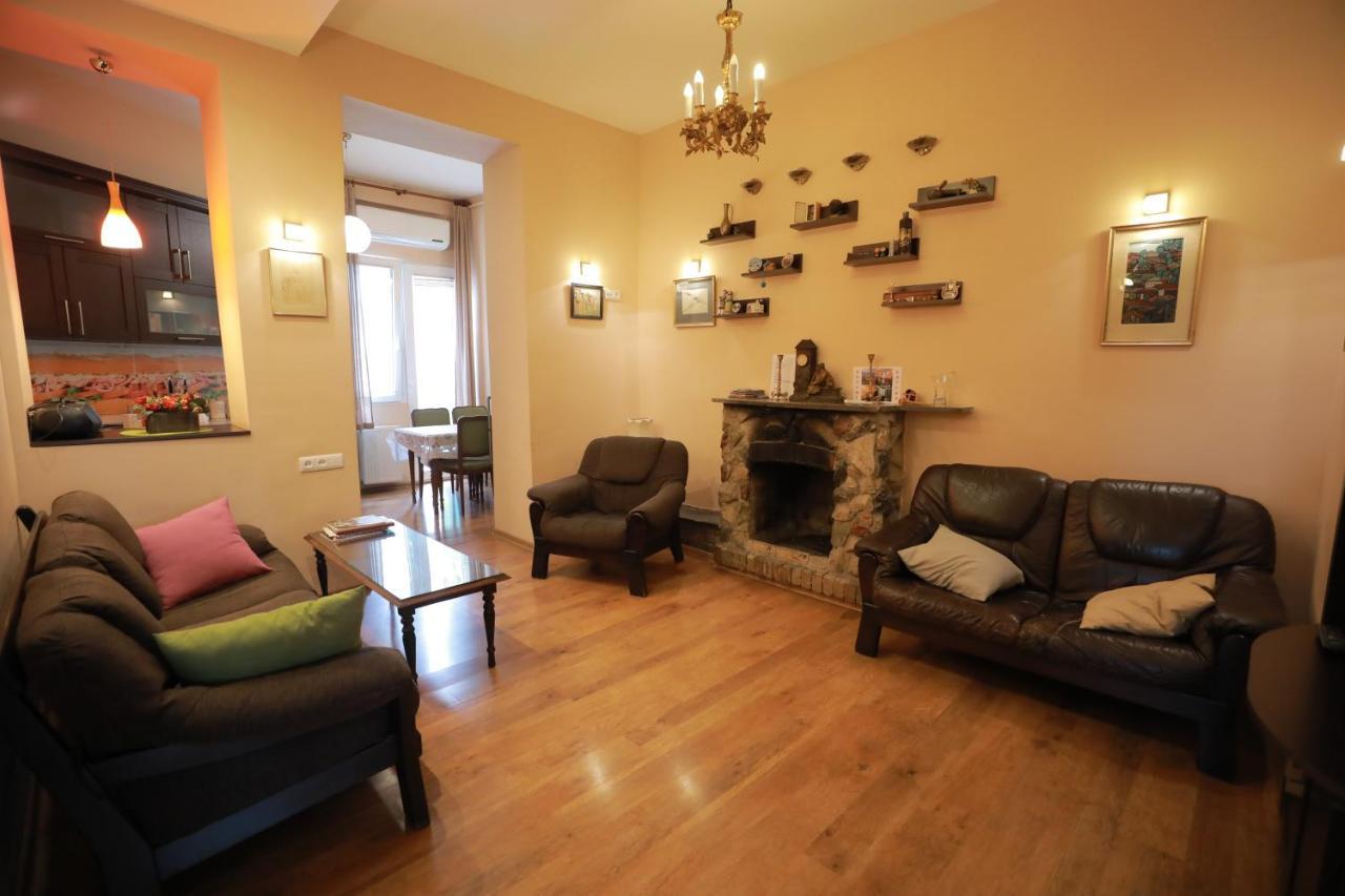 Apartment At 12 Baratashvili Street 트빌리시 외부 사진