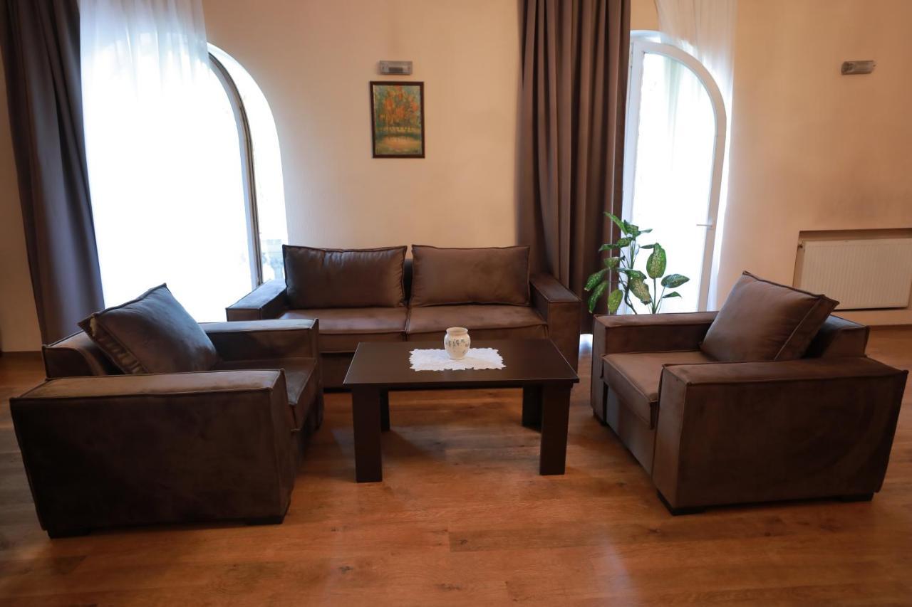 Apartment At 12 Baratashvili Street 트빌리시 외부 사진