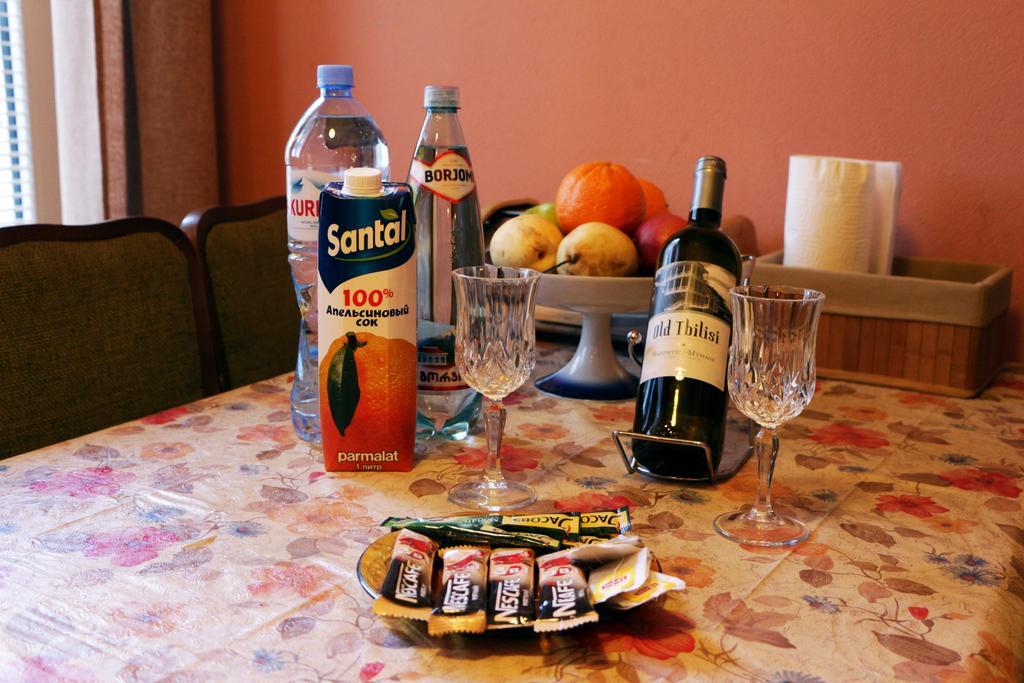 Apartment At 12 Baratashvili Street 트빌리시 외부 사진