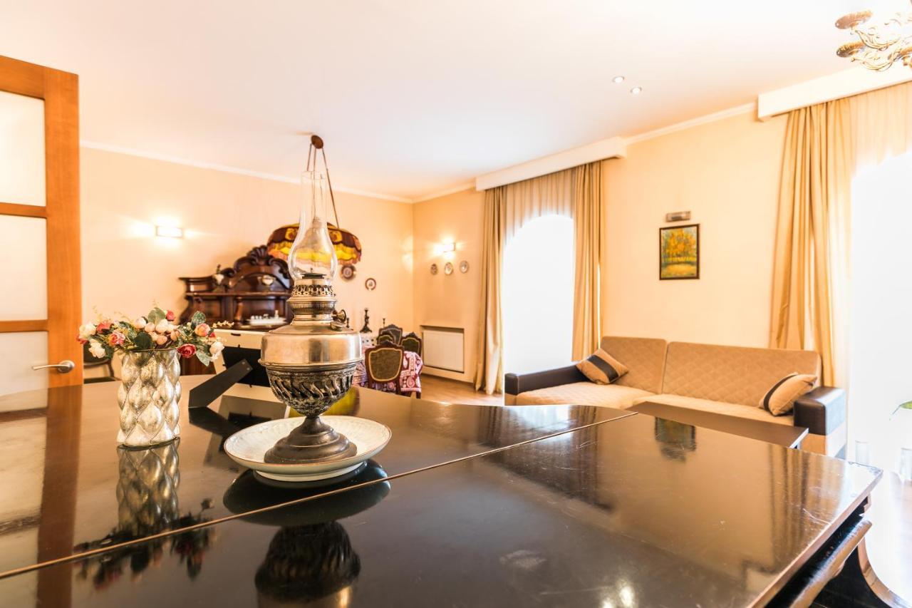 Apartment At 12 Baratashvili Street 트빌리시 외부 사진
