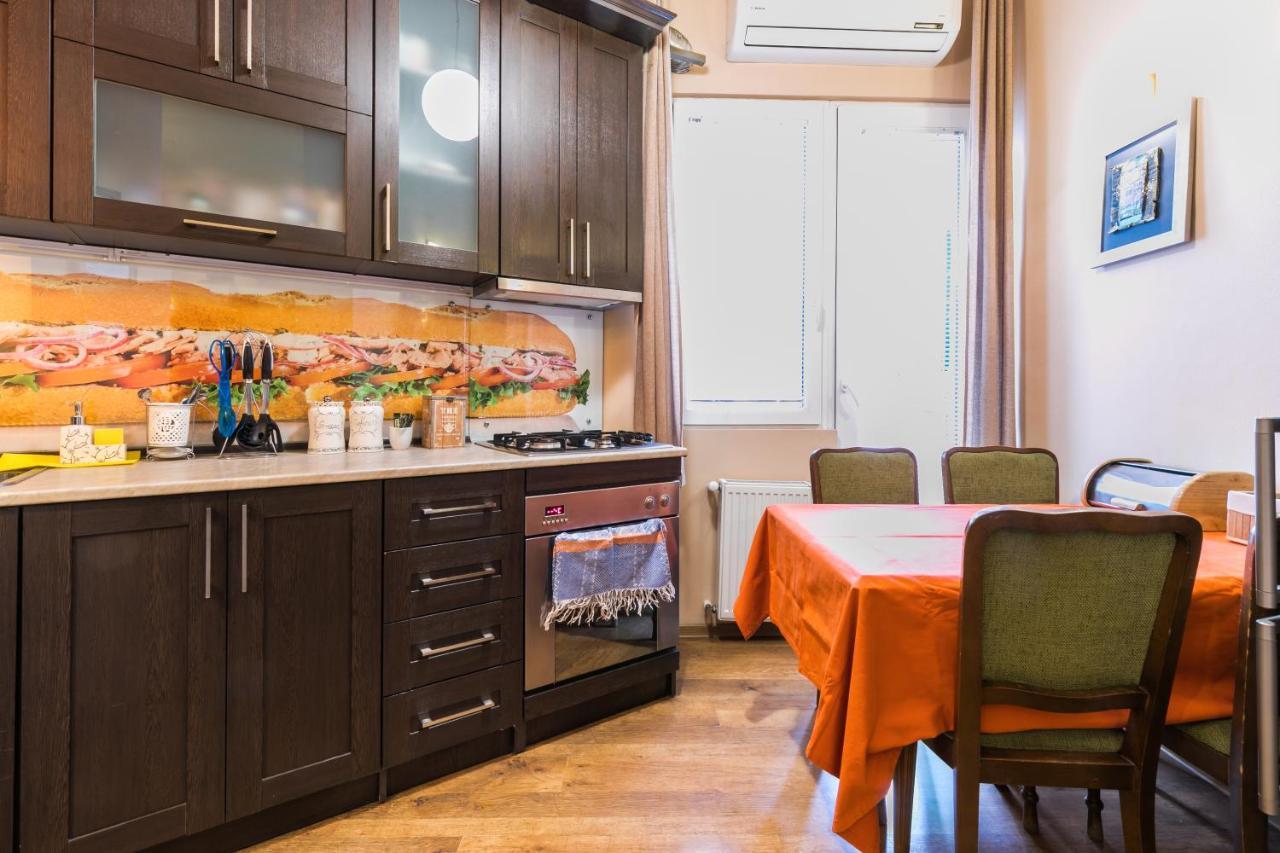 Apartment At 12 Baratashvili Street 트빌리시 외부 사진